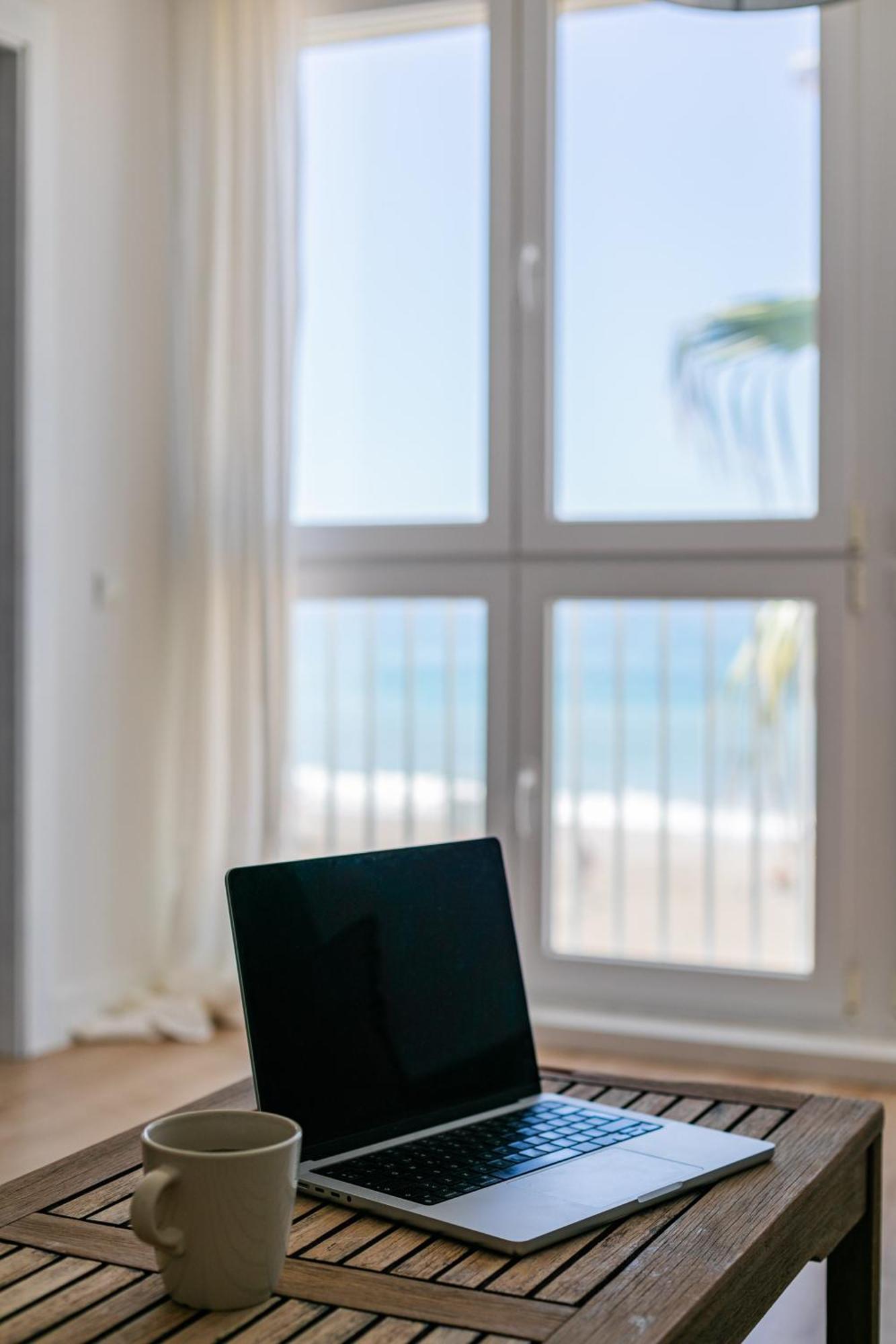 Trendyhomes Zapillo - Primera Linea De Playa Apartment *